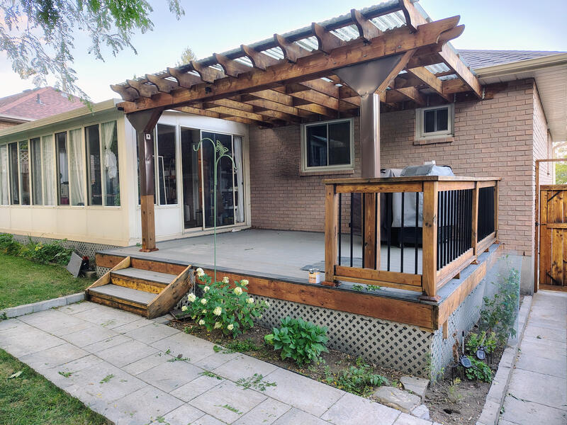 Deck Staining in Aurora